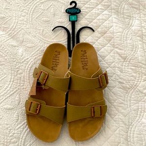 Mad Love Sandals size 8
